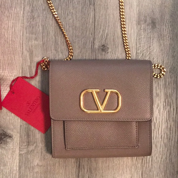 Valentino Handbags - Authentic Valentino crossbody bag with chain